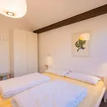 Ferienwohnpark Satteldachhaus Typ 9 Sd 73 *