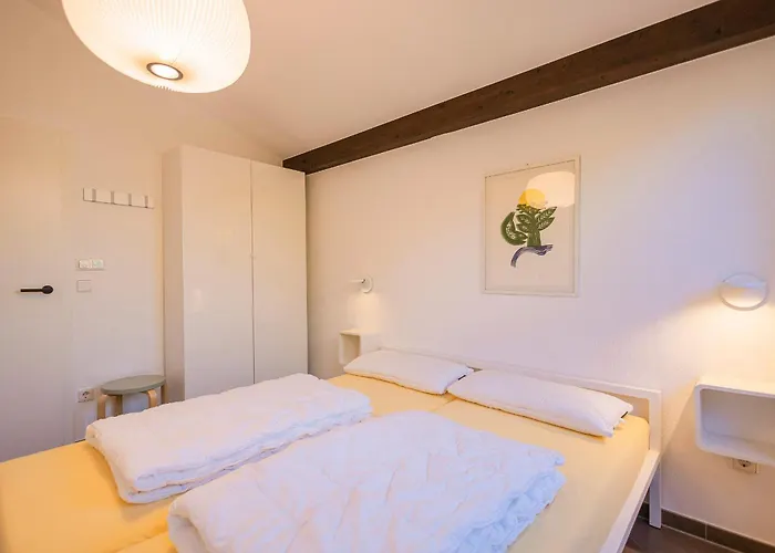 Ferienwohnpark Satteldachhaus Typ 9 Sd 73 *